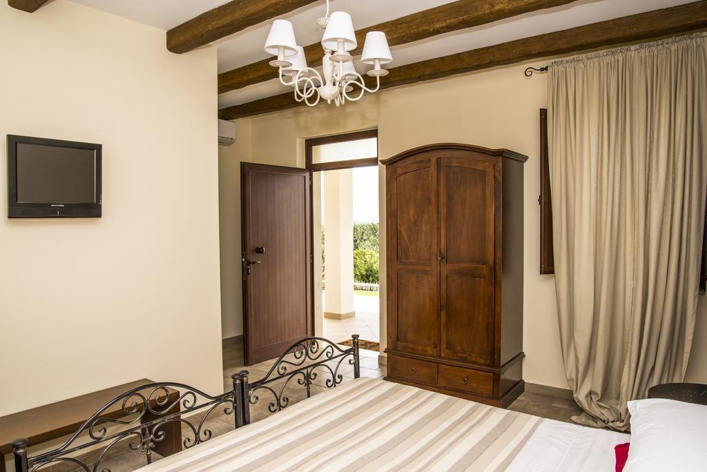 Masseria Gravelle Turi Phòng bức ảnh